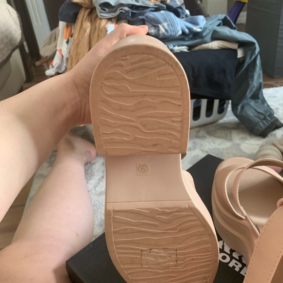 Womens chunky heels - Picture 4 of 4